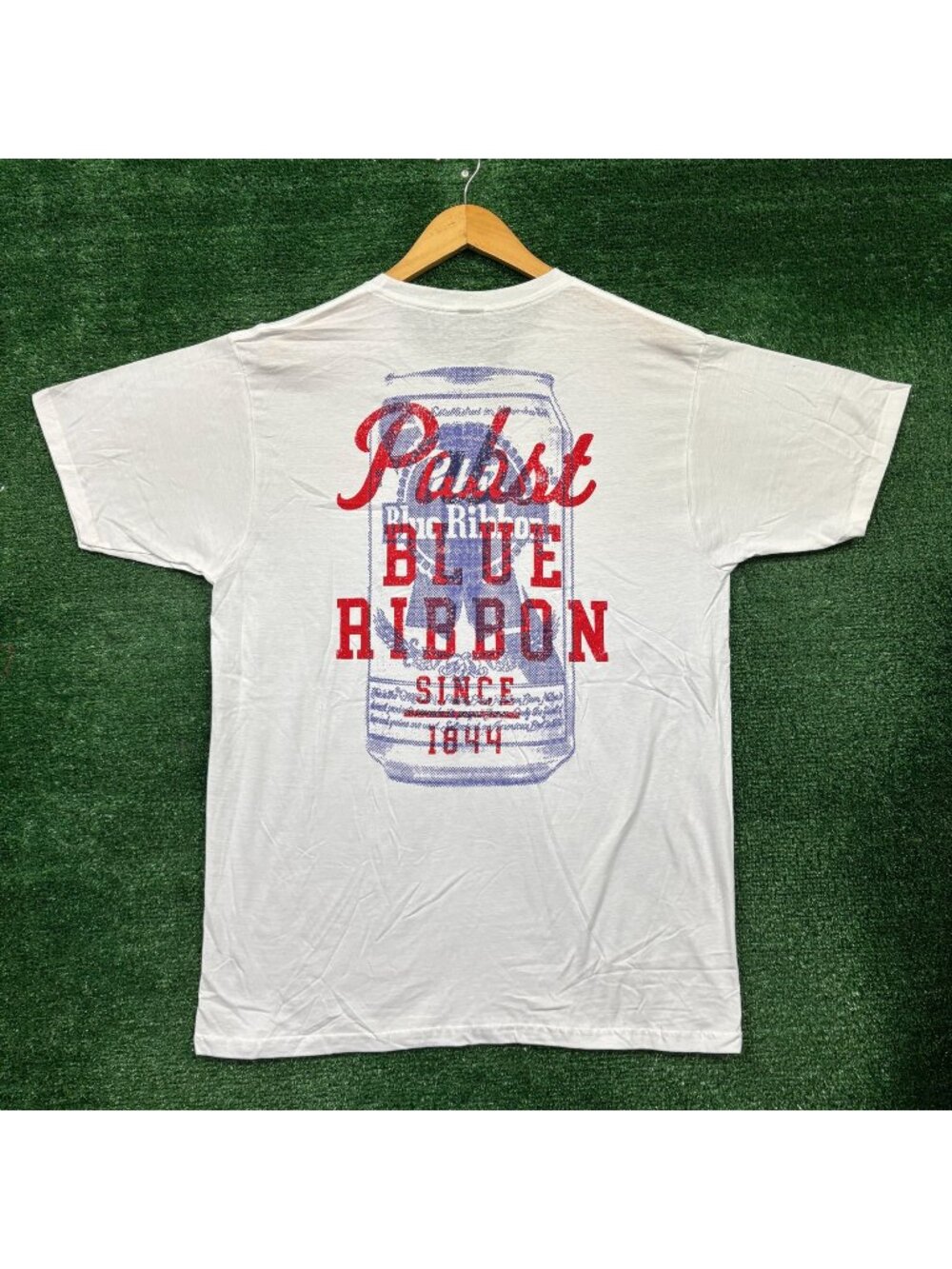 Pabst Blue Ribbon Since 1844 Beer Can T-Shirt Size Large